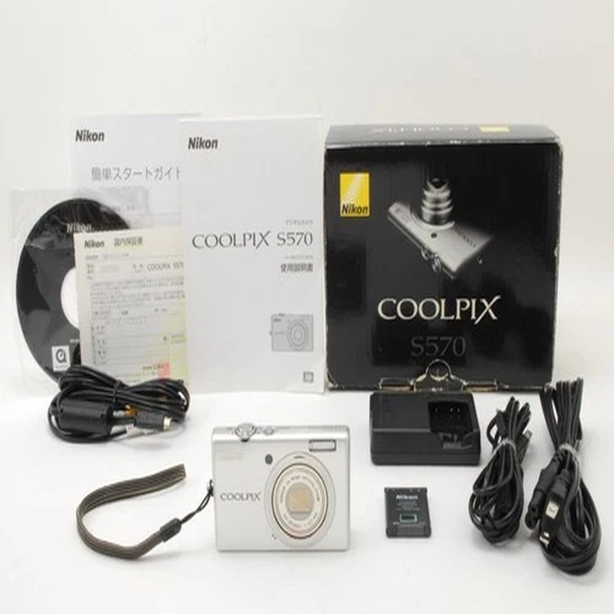 [ Exc+5 w/Box ] Nikon COOLPIX S570 12.0MP Compact Digital Camera Silver JAPAN