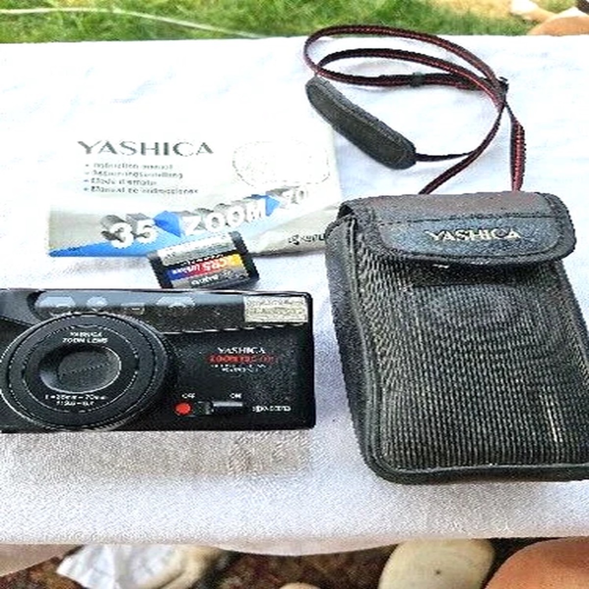 Yashica Zoom Image 70SE 35mm Point and Shoot Camera